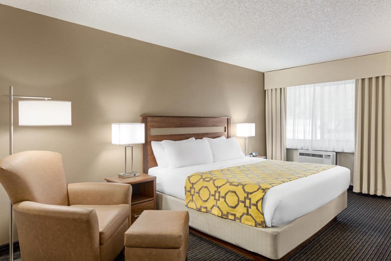 Baymont By Wyndham Whitefish Hotel Exterior photo